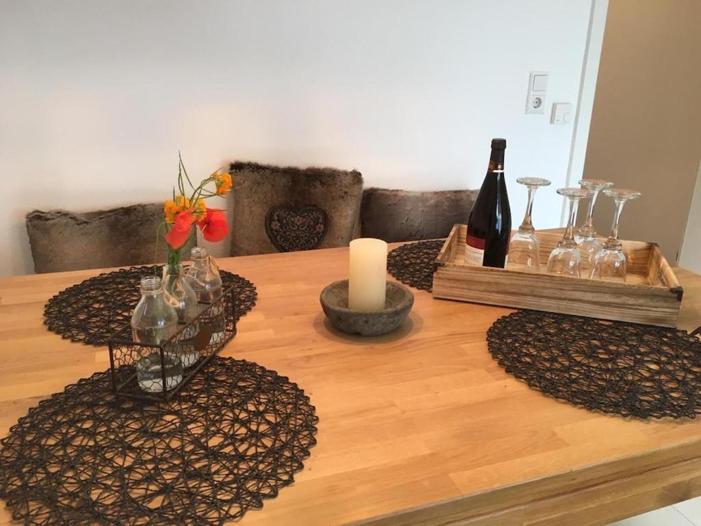 Schoene Ferienwohnung 2,5 Zimmer In Stadtnaehe Mit Eigenem Hofgarten Balingen Eksteriør billede