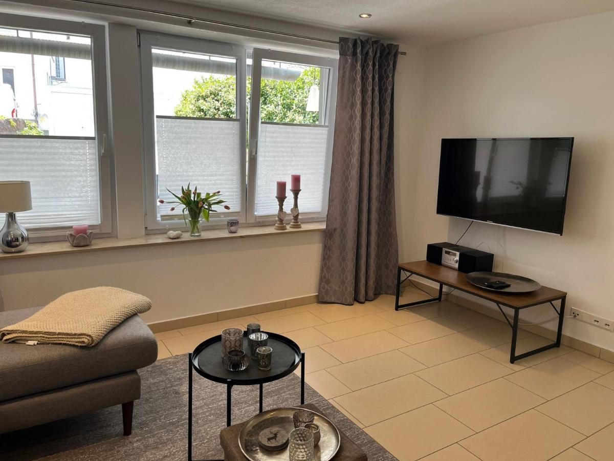 Schoene Ferienwohnung 2,5 Zimmer In Stadtnaehe Mit Eigenem Hofgarten Balingen Eksteriør billede
